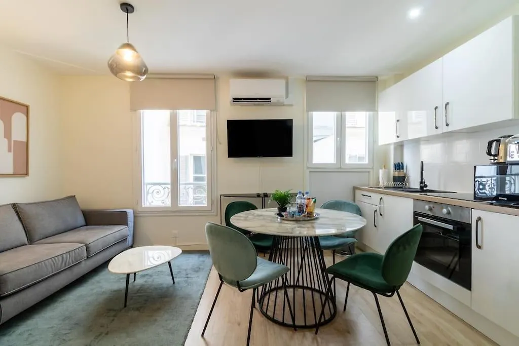 B1#Two Bedrooms#Champs Elysees#Arc De Triomphe#Ac Paris Fransa